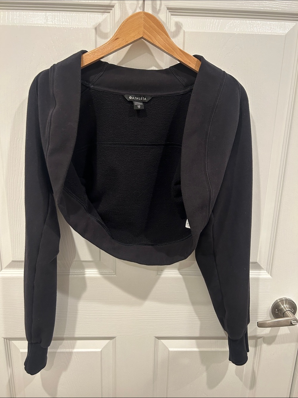 Athleta Black Cropped Shrug